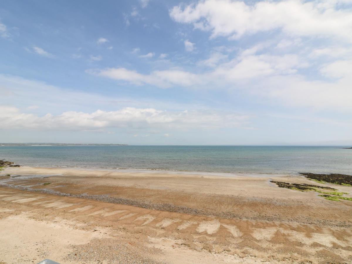 Grange Farmhouse Villa Fethard on Sea Exterior photo